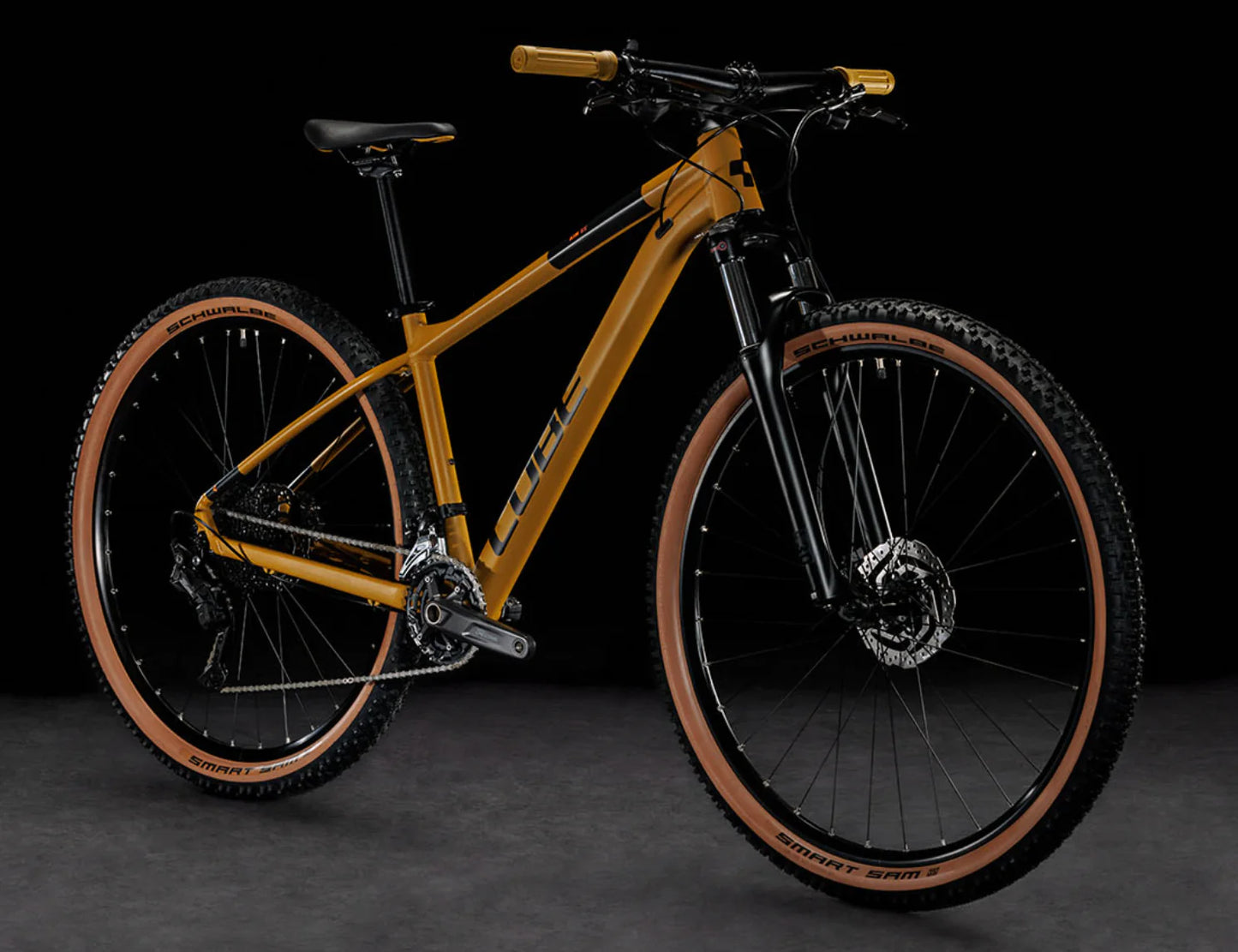 AIM 1X - CARAMEL AND BLACK - CUBE 2023 - M
