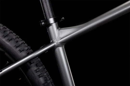 ANALOG - FLASHGREY´N´RED - CUBE 2022